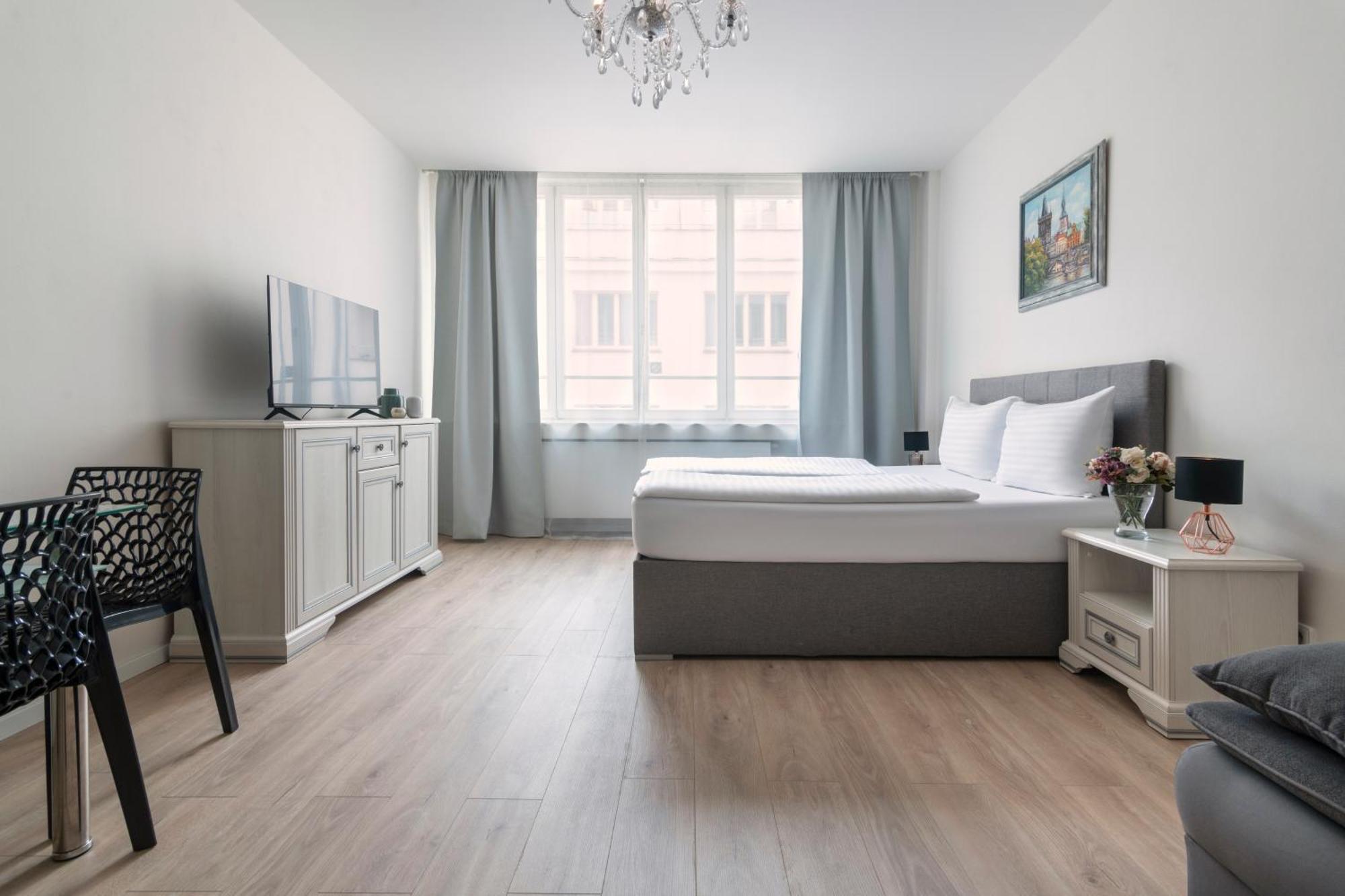 Prague Serenity Suites And Apartments Esterno foto